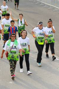 BIB: 
                            <button type="button" onclick="openModal(3556145)" class="btn btn-primary btn-sm float-right btn-popup" data-toggle="modal" data-target=".modal-high-quality">
                        <i class="fas fa-shopping-cart"></i> Add to Cart
                    </button>
                                            <button type="button" onclick="isThisMe(3556145, true)" class="btn btn-success btn-sm float-right btn-popup btn-isme hidden" data-toggle="tooltip" data-placement="bottom" title="นี่คือรูปของคุณใช่ไหม คลิกที่นี่เพื่อเอาเข้าอัลบั้ม">
                        <i class="fas fa-plus"></i> Add to album
                    </button>
                    <button type="button" onclick="isThisMe(3556145, false)" class="btn btn-warning btn-sm float-right btn-popup btn-isnotme hidden">
                        <i class="fas fa-ban"></i> Remove from album
                    </button>